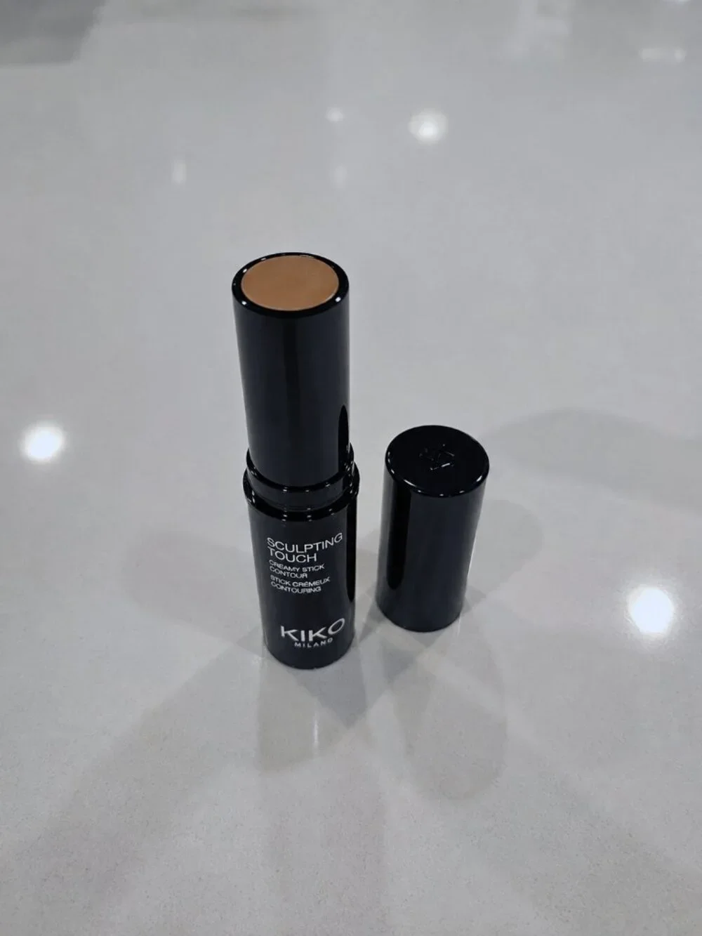 KIKO Milano Sculpting Touch Creamy Stick Contour